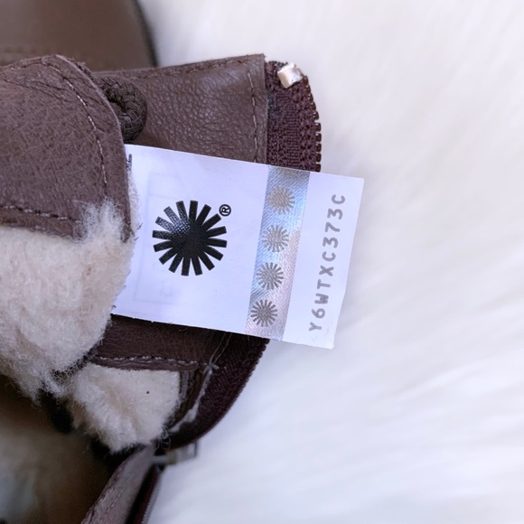 UGG Jaidyn Grizzly Leather Cozy Combat Boots - Picture 8 of 9